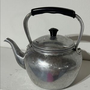 Vintage Chue Chin Hua Teapot with Black Handle